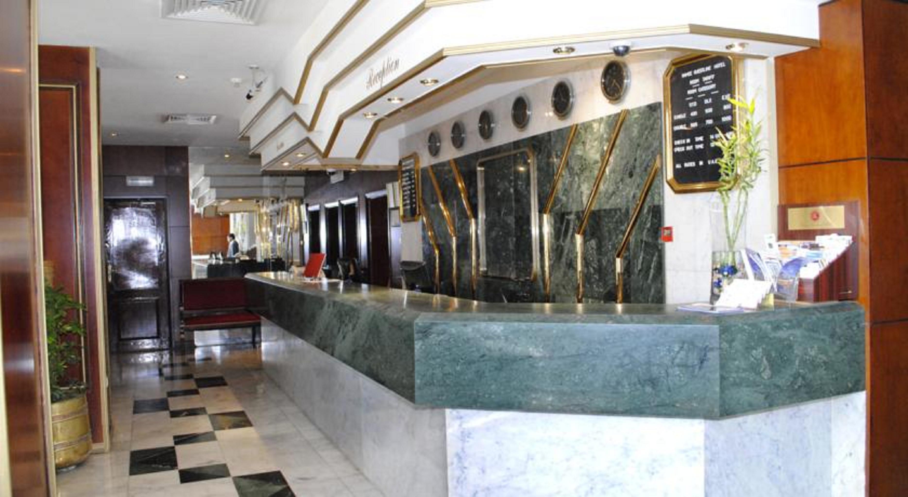 Ramee Guestline Hotel Маскат Экстерьер фото